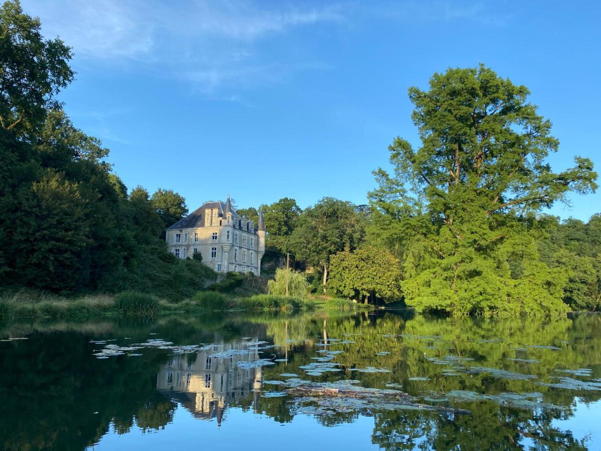 Chateau Des Loups - Les Cedres Bleus Echire Экстерьер фото